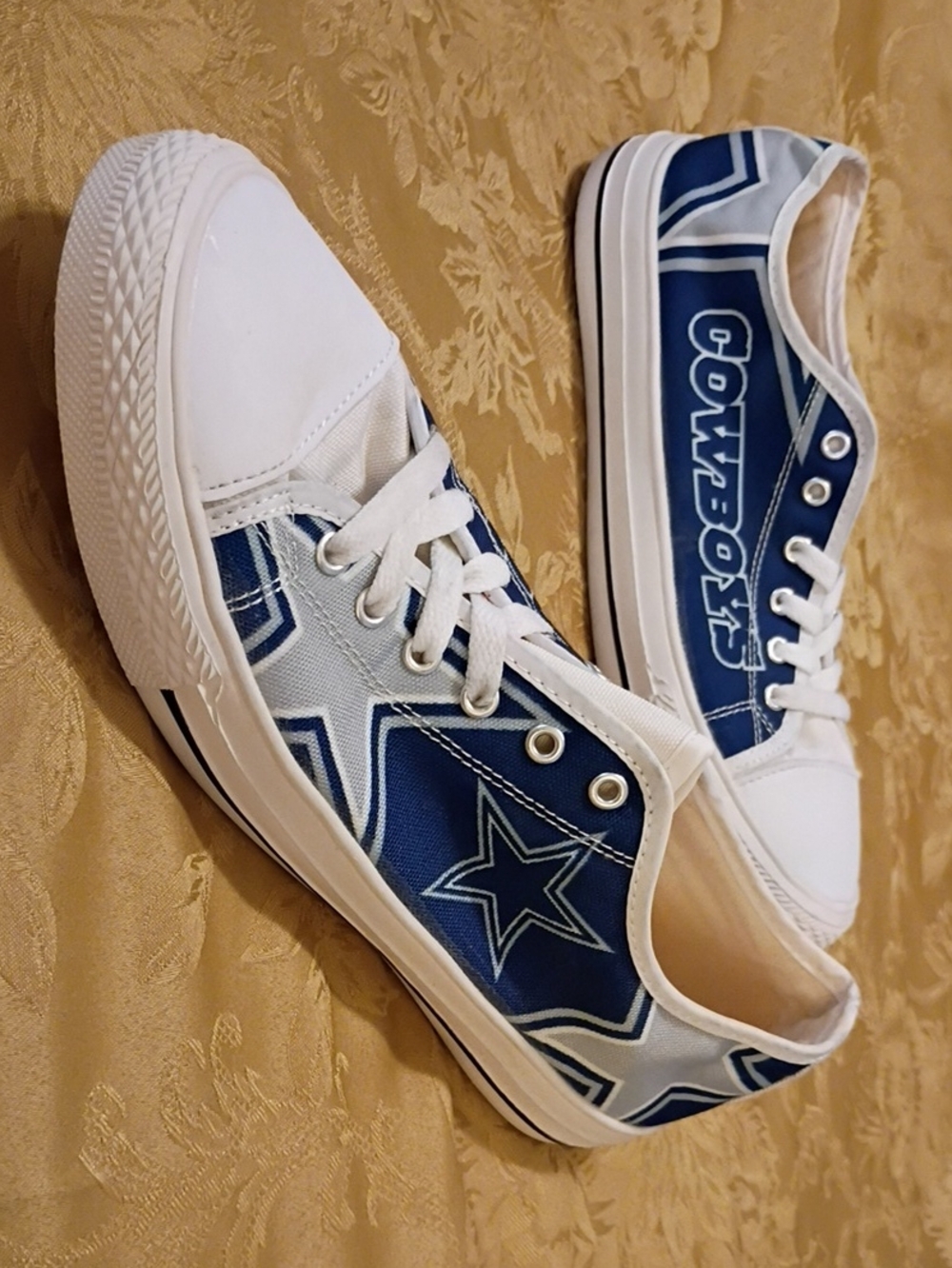 Blue Dallas Cowboys Low-Top Canvas Sneakers Women's 10.0 Men's 9.0